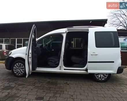 Білий Фольксваген Кадді, об'ємом двигуна 1.6 л та пробігом 284 тис. км за 8600 $, фото 2 на Automoto.ua