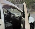 Белый Фольксваген Кадди, объемом двигателя 1.6 л и пробегом 246 тыс. км за 8700 $, фото 14 на Automoto.ua