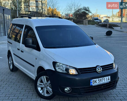 Білий Фольксваген Кадді, об'ємом двигуна 1.6 л та пробігом 321 тис. км за 8400 $, фото 3 на Automoto.ua