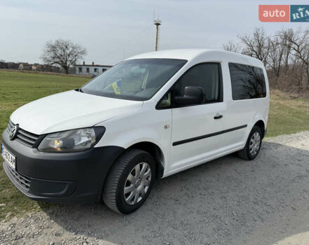 Белый Фольксваген Кадди, объемом двигателя 1.2 л и пробегом 140 тыс. км за 7800 $, фото 1 на Automoto.ua