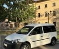 Белый Фольксваген Кадди, объемом двигателя 1.6 л и пробегом 246 тыс. км за 8700 $, фото 1 на Automoto.ua