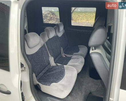 Белый Фольксваген Кадди, объемом двигателя 1.97 л и пробегом 337 тыс. км за 6700 $, фото 7 на Automoto.ua