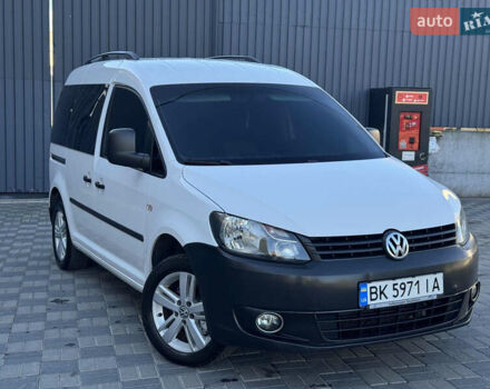 Белый Фольксваген Кадди, объемом двигателя 1.6 л и пробегом 328 тыс. км за 7950 $, фото 4 на Automoto.ua