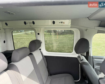 Белый Фольксваген Кадди, объемом двигателя 1.2 л и пробегом 140 тыс. км за 7800 $, фото 8 на Automoto.ua