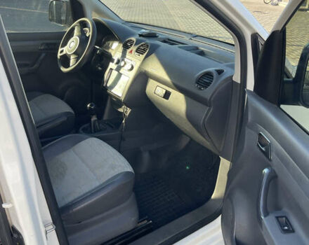 Белый Фольксваген Кадди, объемом двигателя 1.6 л и пробегом 362 тыс. км за 7200 $, фото 10 на Automoto.ua