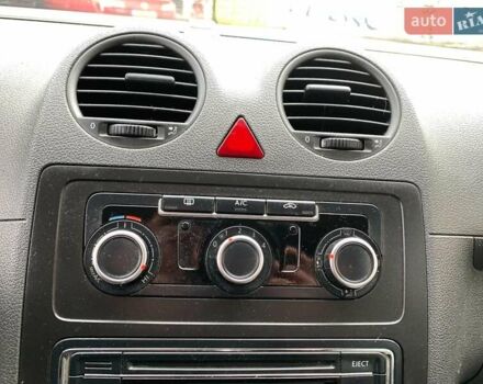 Белый Фольксваген Кадди, объемом двигателя 2 л и пробегом 195 тыс. км за 8630 $, фото 58 на Automoto.ua