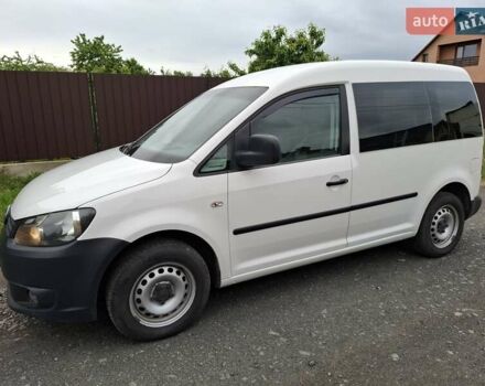 Белый Фольксваген Кадди, объемом двигателя 1.6 л и пробегом 184 тыс. км за 8500 $, фото 5 на Automoto.ua
