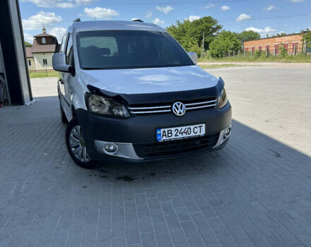 Белый Фольксваген Кадди, объемом двигателя 1.6 л и пробегом 220 тыс. км за 9499 $, фото 1 на Automoto.ua