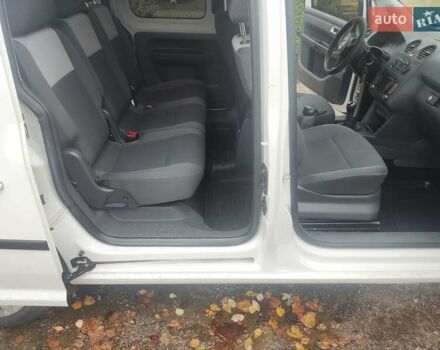 Білий Фольксваген Кадді, об'ємом двигуна 1.6 л та пробігом 265 тис. км за 8900 $, фото 15 на Automoto.ua