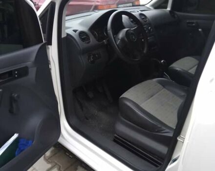 Белый Фольксваген Кадди, объемом двигателя 1.2 л и пробегом 207 тыс. км за 5280 $, фото 9 на Automoto.ua