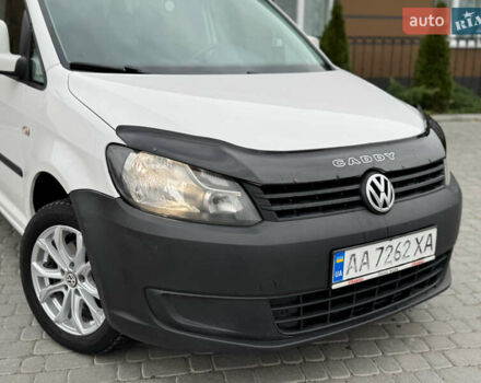 Белый Фольксваген Кадди, объемом двигателя 1.6 л и пробегом 258 тыс. км за 9350 $, фото 5 на Automoto.ua