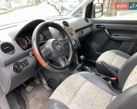 Белый Фольксваген Кадди, объемом двигателя 2 л и пробегом 195 тыс. км за 8630 $, фото 55 на Automoto.ua