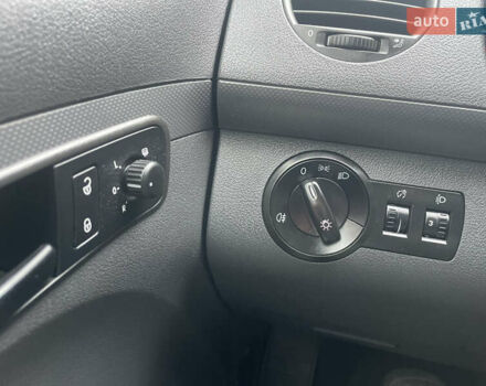 Белый Фольксваген Кадди, объемом двигателя 1.6 л и пробегом 258 тыс. км за 9250 $, фото 32 на Automoto.ua