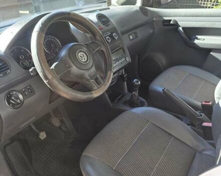 Білий Фольксваген Кадді, об'ємом двигуна 1.6 л та пробігом 280 тис. км за 5650 $, фото 7 на Automoto.ua