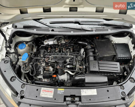 Белый Фольксваген Кадди, объемом двигателя 1.6 л и пробегом 258 тыс. км за 9350 $, фото 35 на Automoto.ua