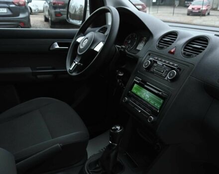 Фольксваген Кадди 2012 в Бердичеве на Automoto.ua Белый Фольксваген Кадди, объемом двигателя 2 л и пробегом 396 тыс. км за 10500 $, фото 16 на Automoto.ua