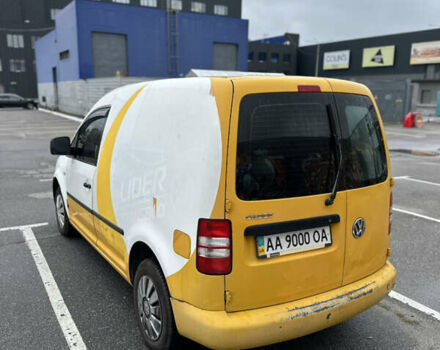 Білий Фольксваген Кадді, об'ємом двигуна 1.6 л та пробігом 260 тис. км за 6000 $, фото 4 на Automoto.ua