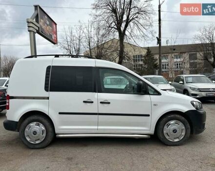 Белый Фольксваген Кадди, объемом двигателя 2 л и пробегом 195 тыс. км за 8290 $, фото 5 на Automoto.ua