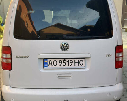 Белый Фольксваген Кадди, объемом двигателя 1.6 л и пробегом 268 тыс. км за 10199 $, фото 2 на Automoto.ua