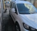 Белый Фольксваген Кадди, объемом двигателя 1.6 л и пробегом 281 тыс. км за 8700 $, фото 2 на Automoto.ua
