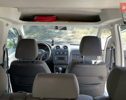 Белый Фольксваген Кадди, объемом двигателя 1.2 л и пробегом 310 тыс. км за 8000 $, фото 11 на Automoto.ua