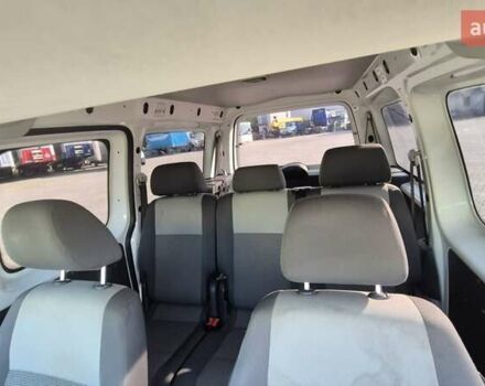 Белый Фольксваген Кадди, объемом двигателя 1.6 л и пробегом 313 тыс. км за 9000 $, фото 6 на Automoto.ua