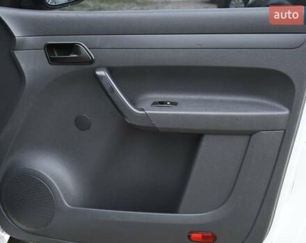 Фольксваген Кадди 2012 в Бердичеве на Automoto.ua Белый Фольксваген Кадди, объемом двигателя 1.6 л и пробегом 365 тыс. км за 9200 $, фото 31 на Automoto.ua