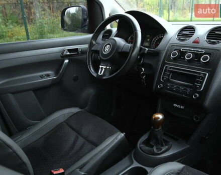 Фольксваген Кадди 2012 в Бердичеве на Automoto.ua Белый Фольксваген Кадди, объемом двигателя 1.6 л и пробегом 365 тыс. км за 9200 $, фото 28 на Automoto.ua
