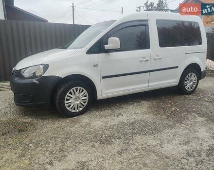 Білий Фольксваген Кадді, об'ємом двигуна 1.6 л та пробігом 265 тис. км за 8900 $, фото 1 на Automoto.ua