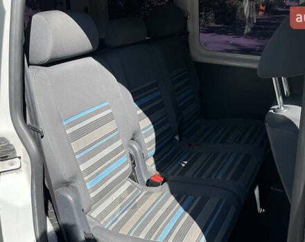 Белый Фольксваген Кадди, объемом двигателя 1.2 л и пробегом 310 тыс. км за 8000 $, фото 13 на Automoto.ua