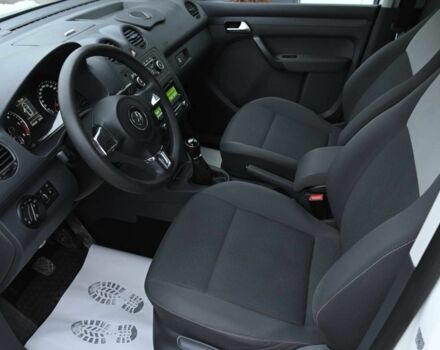 Фольксваген Кадди 2012 в Бердичеве на Automoto.ua Белый Фольксваген Кадди, объемом двигателя 2 л и пробегом 396 тыс. км за 10500 $, фото 7 на Automoto.ua