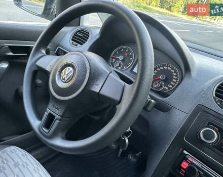 Белый Фольксваген Кадди, объемом двигателя 0 л и пробегом 185 тыс. км за 5600 $, фото 5 на Automoto.ua