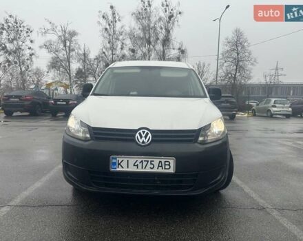 Белый Фольксваген Кадди, объемом двигателя 1.6 л и пробегом 325 тыс. км за 8900 $, фото 1 на Automoto.ua