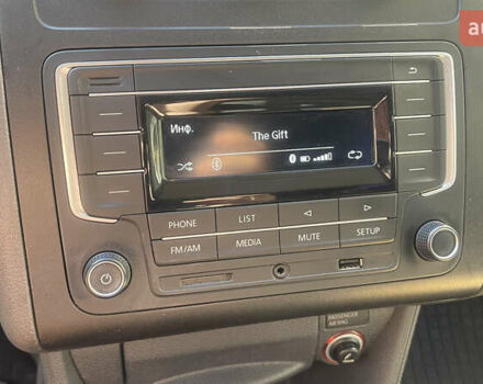 Белый Фольксваген Кадди, объемом двигателя 1.2 л и пробегом 310 тыс. км за 8000 $, фото 18 на Automoto.ua