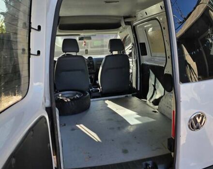 Білий Фольксваген Кадді, об'ємом двигуна 1.6 л та пробігом 280 тис. км за 5650 $, фото 3 на Automoto.ua
