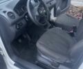 Белый Фольксваген Кадди, объемом двигателя 1.6 л и пробегом 325 тыс. км за 8900 $, фото 19 на Automoto.ua