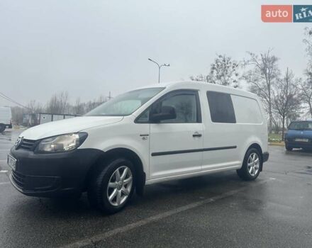 Белый Фольксваген Кадди, объемом двигателя 1.6 л и пробегом 325 тыс. км за 8900 $, фото 3 на Automoto.ua
