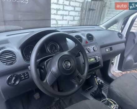 Белый Фольксваген Кадди, объемом двигателя 1.6 л и пробегом 325 тыс. км за 8900 $, фото 17 на Automoto.ua