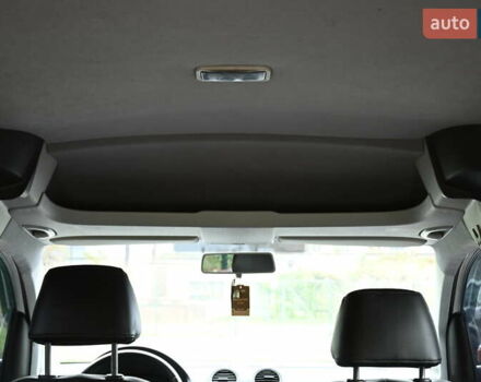 Фольксваген Кадди 2012 в Бердичеве на Automoto.ua Белый Фольксваген Кадди, объемом двигателя 1.6 л и пробегом 365 тыс. км за 9200 $, фото 25 на Automoto.ua