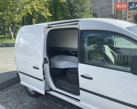 Білий Фольксваген Кадді, об'ємом двигуна 1.6 л та пробігом 160 тис. км за 8900 $, фото 2 на Automoto.ua