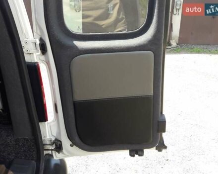 Білий Фольксваген Кадді, об'ємом двигуна 1.6 л та пробігом 156 тис. км за 10500 $, фото 31 на Automoto.ua