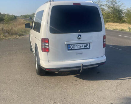 Белый Фольксваген Кадди, объемом двигателя 1.6 л и пробегом 348 тыс. км за 13700 $, фото 2 на Automoto.ua
