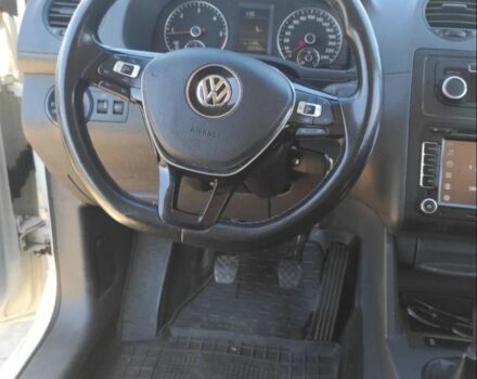 Белый Фольксваген Кадди, объемом двигателя 2 л и пробегом 220 тыс. км за 10000 $, фото 2 на Automoto.ua