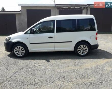 Білий Фольксваген Кадді, об'ємом двигуна 1.6 л та пробігом 156 тис. км за 10500 $, фото 3 на Automoto.ua