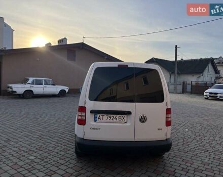 Білий Фольксваген Кадді, об'ємом двигуна 1.6 л та пробігом 252 тис. км за 8350 $, фото 3 на Automoto.ua