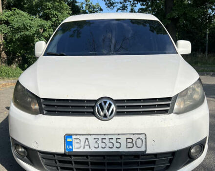 Фольксваген Кадди 2013 в Киеве на Automoto.ua Белый Фольксваген Кадди, объемом двигателя 2 л и пробегом 410 тыс. км за 7600 $, фото 5 на Automoto.ua