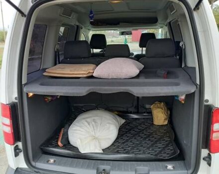 Білий Фольксваген Кадді, об'ємом двигуна 1.6 л та пробігом 182 тис. км за 12500 $, фото 11 на Automoto.ua