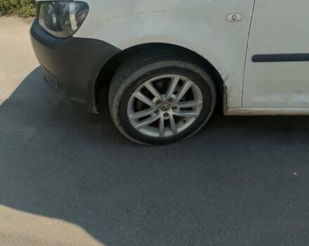 Білий Фольксваген Кадді, об'ємом двигуна 1.6 л та пробігом 151 тис. км за 10500 $, фото 29 на Automoto.ua