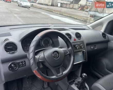 Білий Фольксваген Кадді, об'ємом двигуна 1.6 л та пробігом 206 тис. км за 8650 $, фото 12 на Automoto.ua