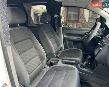 Белый Фольксваген Кадди, объемом двигателя 1.6 л и пробегом 205 тыс. км за 8200 $, фото 15 на Automoto.ua